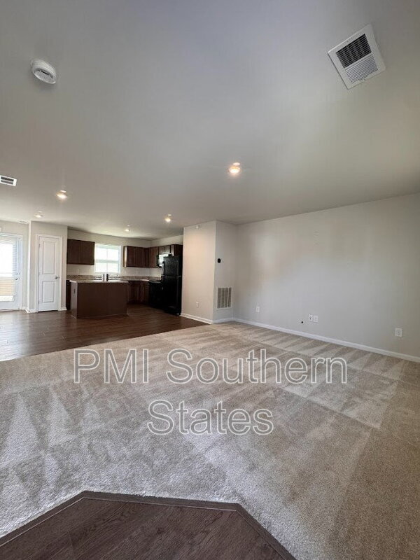 Photo - 926 Shakespeare Dr