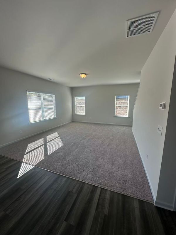 Photo - 829 Kensington St