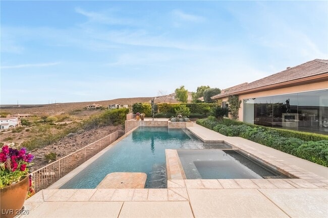 Photo - 24 Kittansett Loop