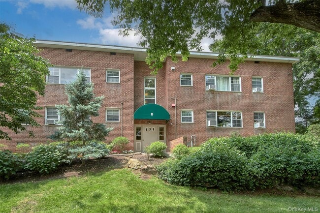Photo - 100 Theodore Fremd Ave Unit B2C