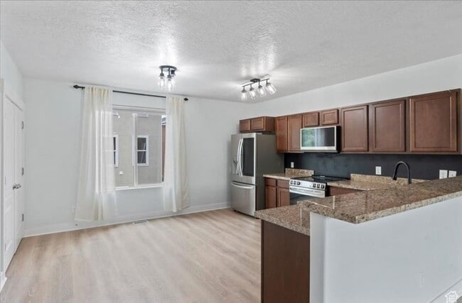 Photo - 3709 S Gowan Ln