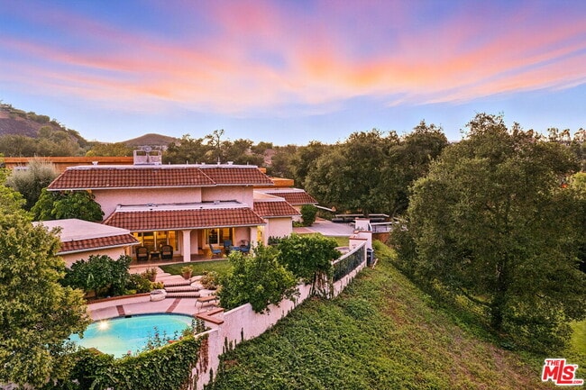 Building Photo - 23731 Park Madrid