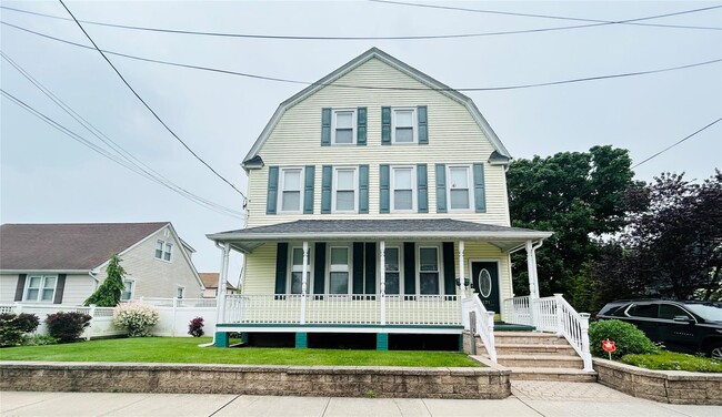 Photo - 171 N 5th St Townhome