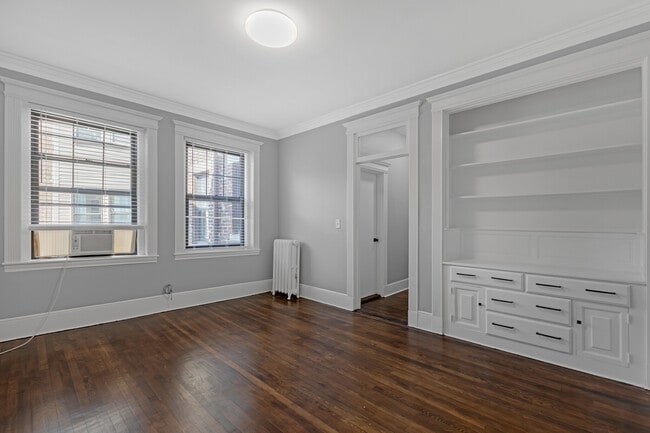 28 Glenville Ave