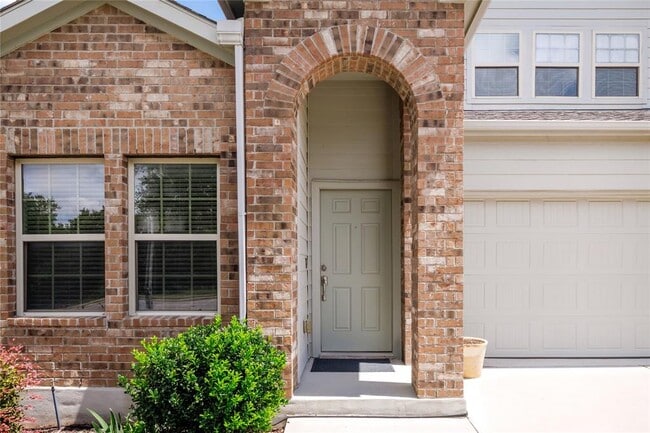 Photo - 5700 Eden Dr