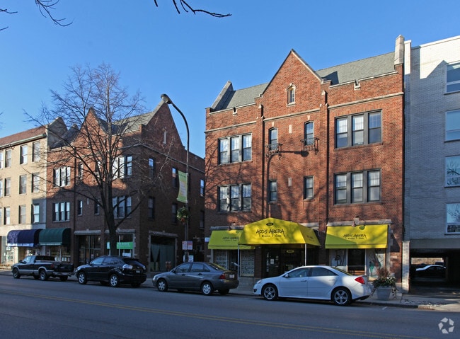 1316 Chicago Office