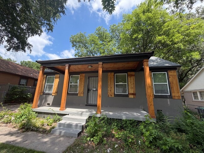 Photo - 776 Kippley St