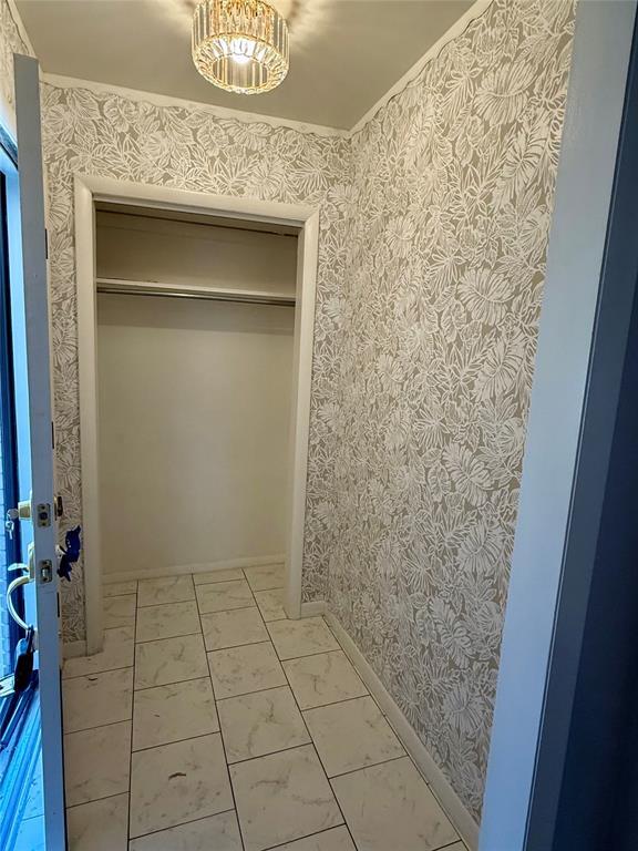 Photo - 800 N Markwell Ave