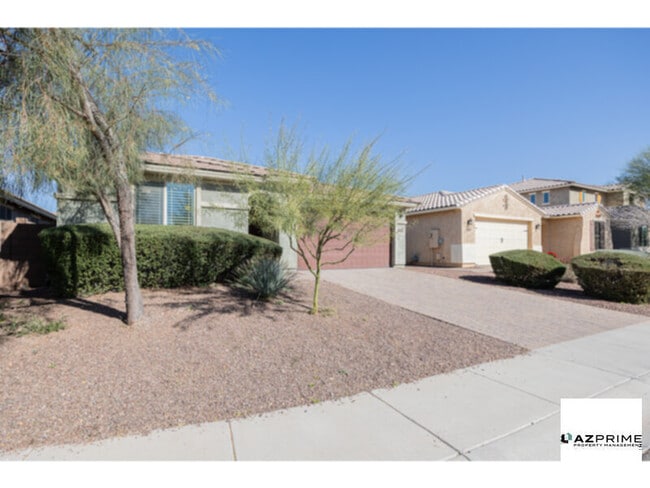 Photo - Elegant 3/2 Phoenix House with Office &amp; Outdoor Escape!