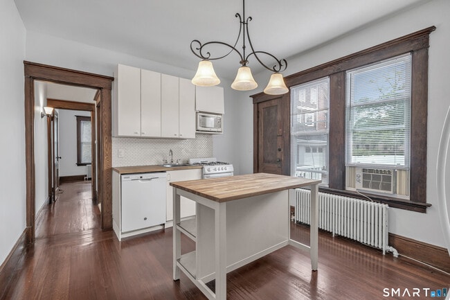 66 Brownell St Unit 1B