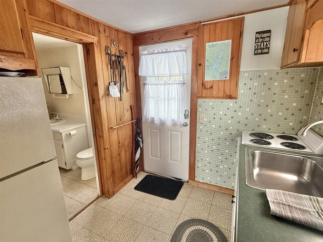 Photo - 31 Grape Island Trail Unidad SI ID1255945P