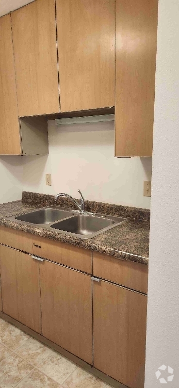 Building Photo - 225 29th St Dr SE Unit W2 Rental