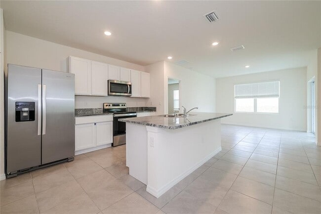 Photo - 15 Hickory Course Way