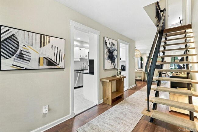 Photo - 50 Pondview Rd