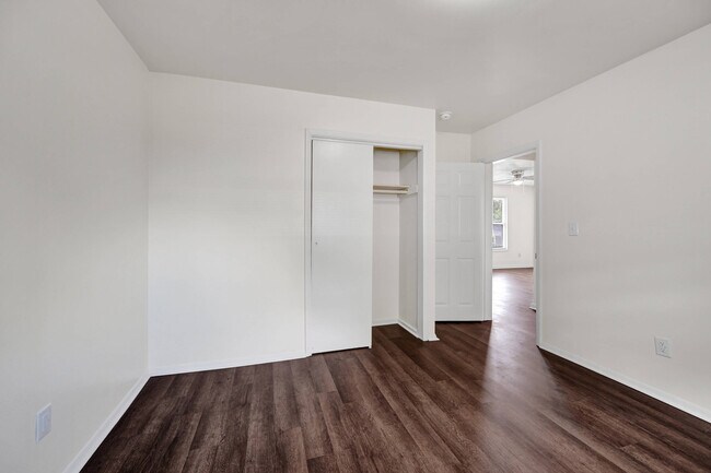 Photo - 405 Summit St Unit 2