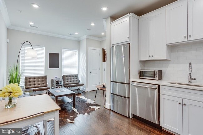 Photo - 7209 Georgia Ave NW Unidad A