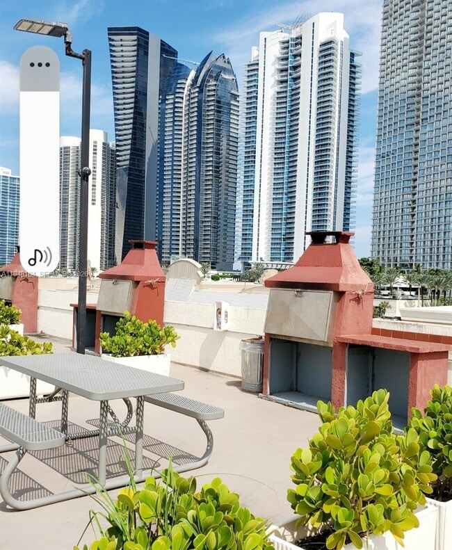 Photo - 17021 N Bay Rd Unit 324