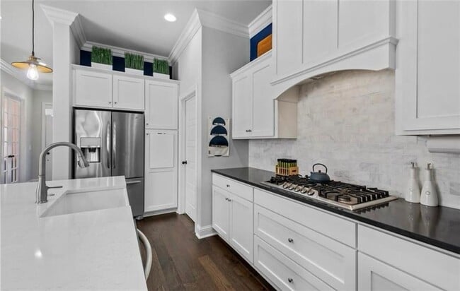 Photo - 2302 SW Preston Park Ave