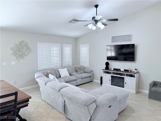 Photo - 5917 Pearlie May Ct