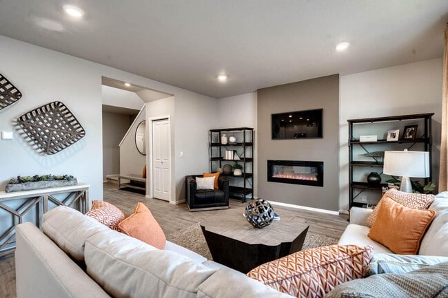 Photo - Modern 4 bedroom with den and neighborhood pool!