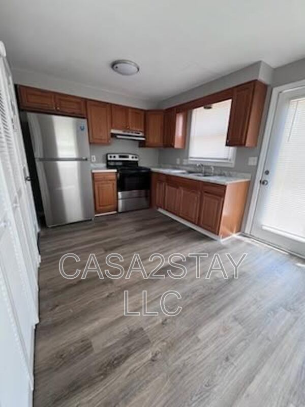 Building Photo - 541 Hanover Dr Unit 4