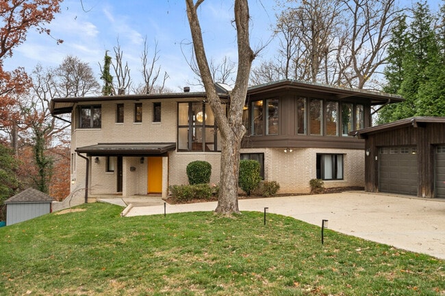 Photo - 2720 N Fillmore St Unidad ID1353333P