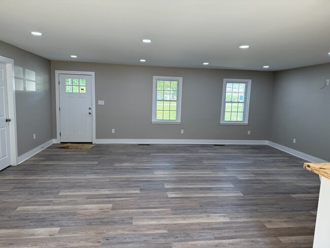 Photo - 1296 Buffalo Shoals Rd