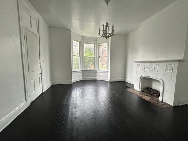 Photo - 1910 Fairmount Ave