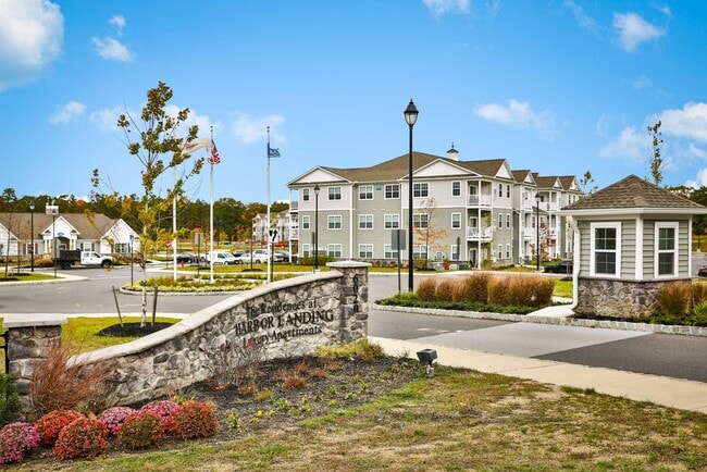 Photo - The Residences at Harbor Landing