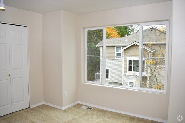 Building Photo - Gorgeous 2br/2.5ba Townhouse in Desirable ...