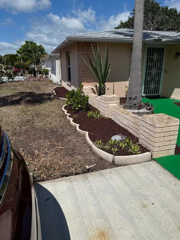 Photo - 7530 Judith Crescent