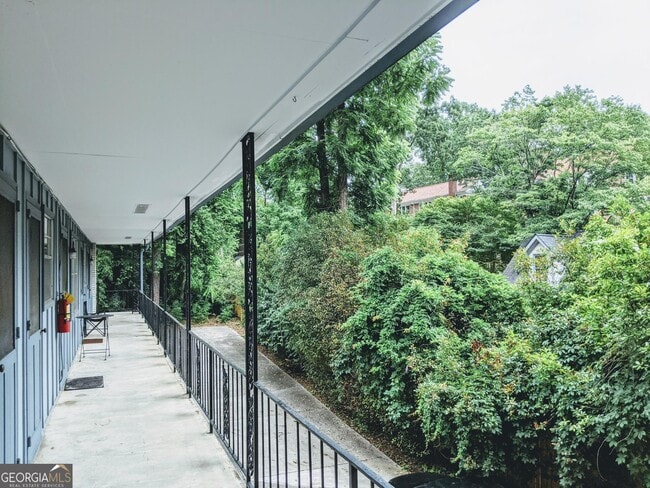 Photo - 1456 University Dr NE Unit 1