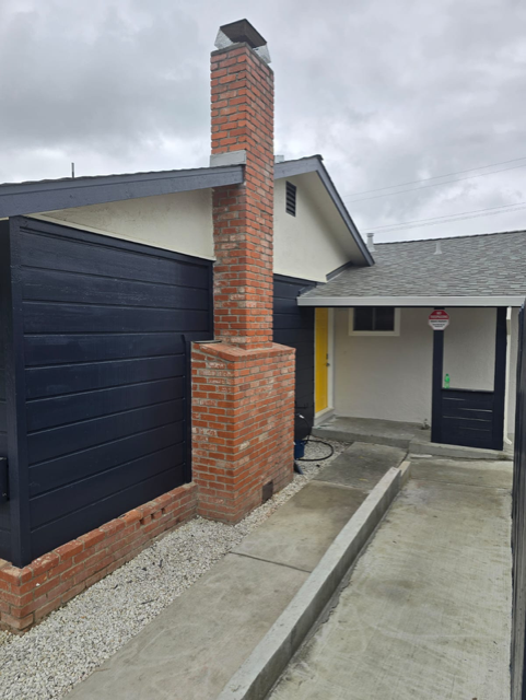 Photo - 351 Swan Way House