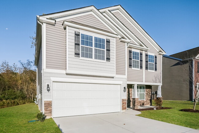 Photo - 1231 Farm Branch Dr SW