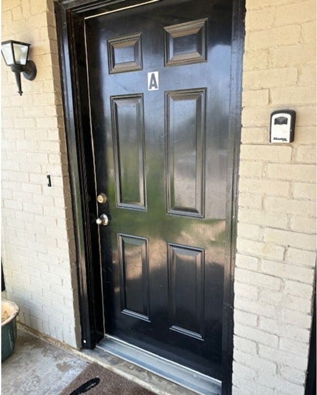 Photo - 2729 Hurstview Dr Unit #A