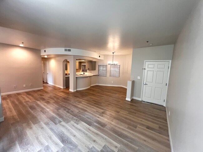 Building Photo - 4623 Willis Ave