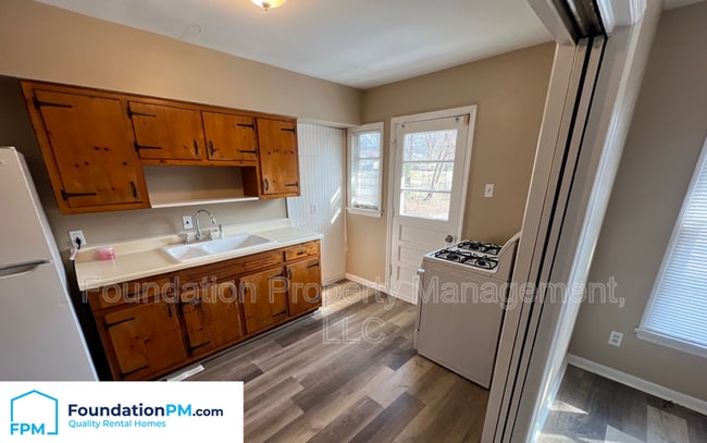 Photo - 1624 Mary Dr