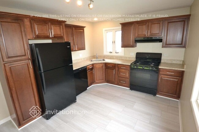 Photo - 368 N Biermann Ave