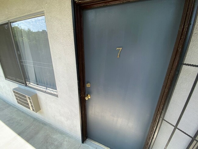 Photo - 3746 S Canfield Ave Unit 7