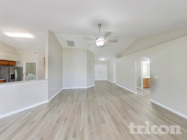 13001 Fish Cove Dr