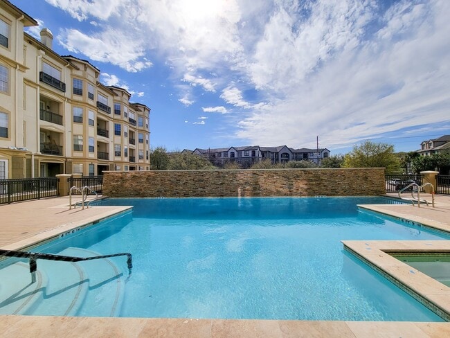 Photo - 7575 Kirby Dr Unit 2420