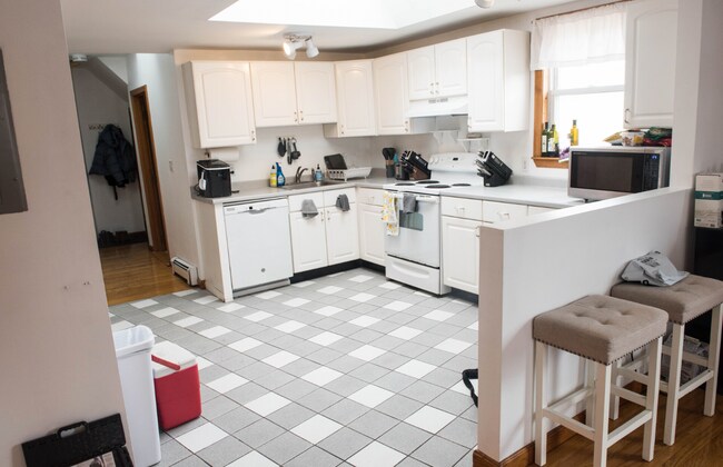 Photo - 80 Brooks St Condo Unit 3