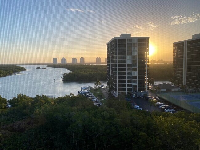 Photo - 26171 Hickory Blvd Unit 8B