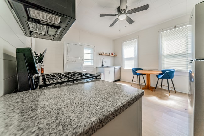 Photo - 2051 W 45th St Unit Down