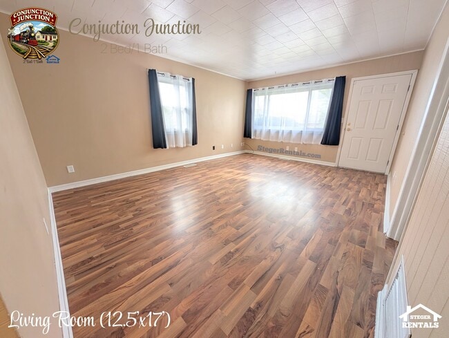Photo - 22 E 35th St