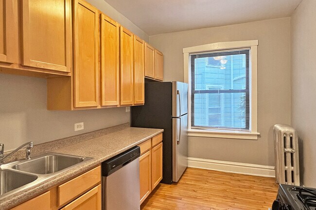 262-264 S. Marion St. and 1036-1038 Randolph St.