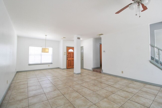 Photo - 4602 Rock Nettle