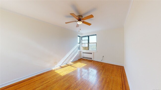 Photo - 40-05 Ithaca St Unit 5D