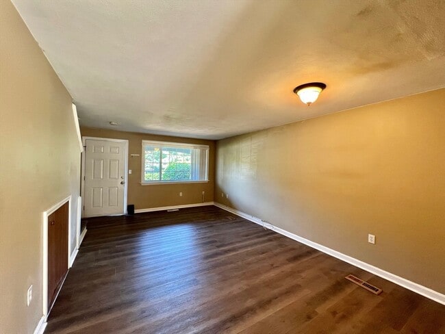 Photo - 64 Kennedy Dr Condo Unit -