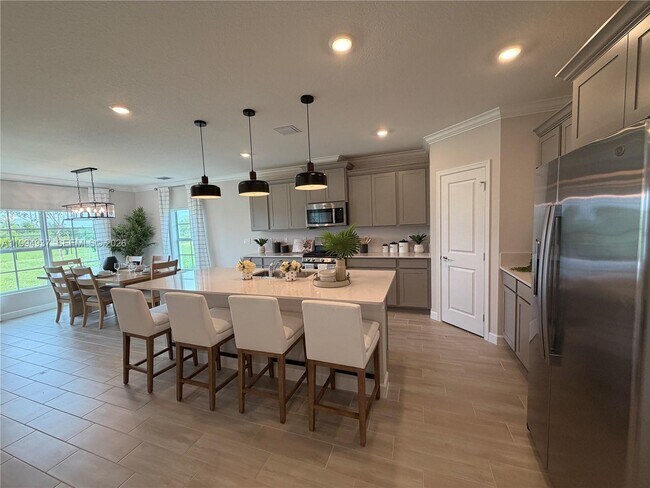 Photo - 1694 Hoot Owl Holw